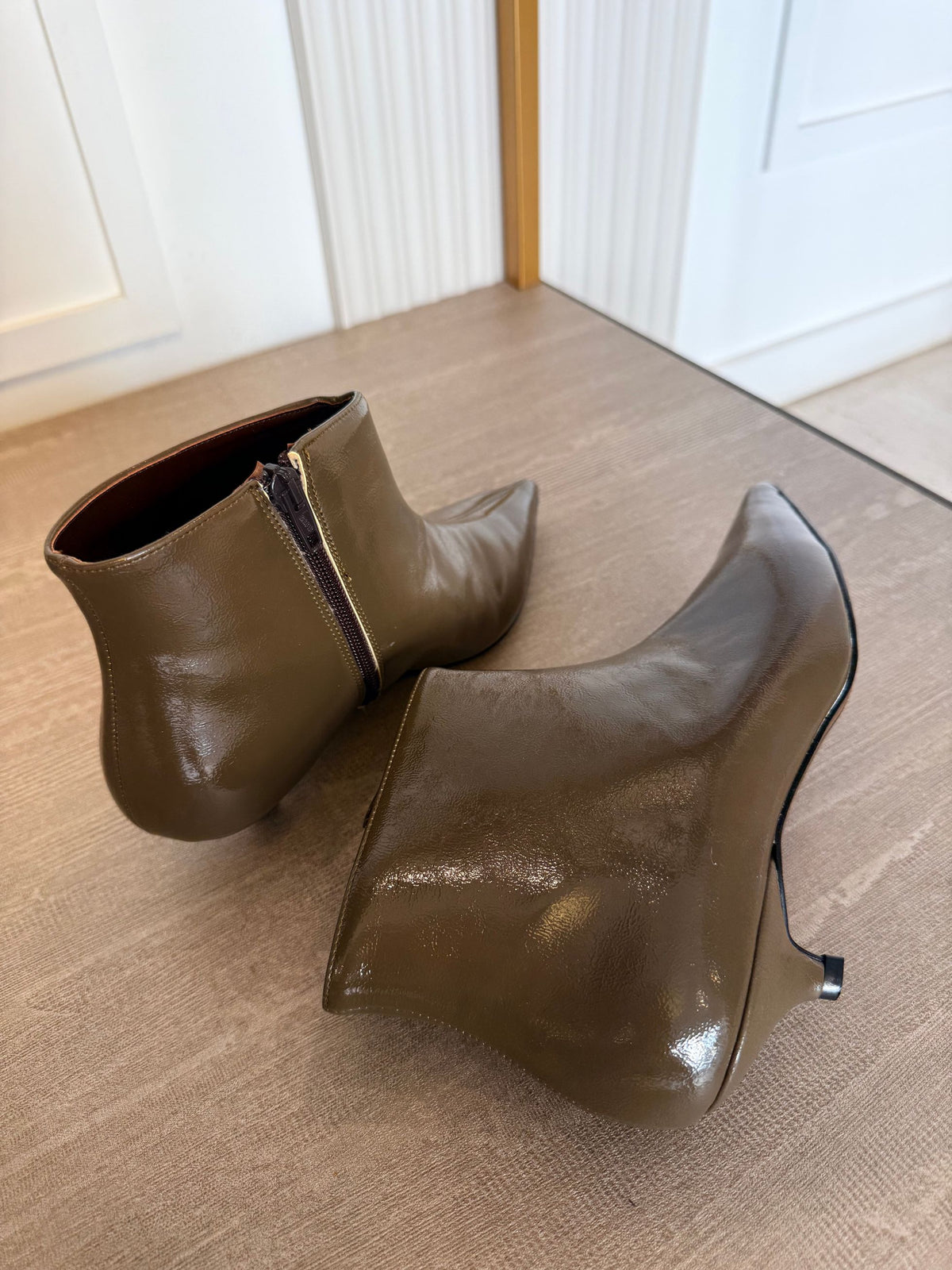 DIVINE FOLLIE p300g scarpe