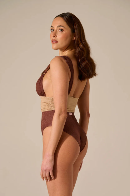 josan AURA26 costume