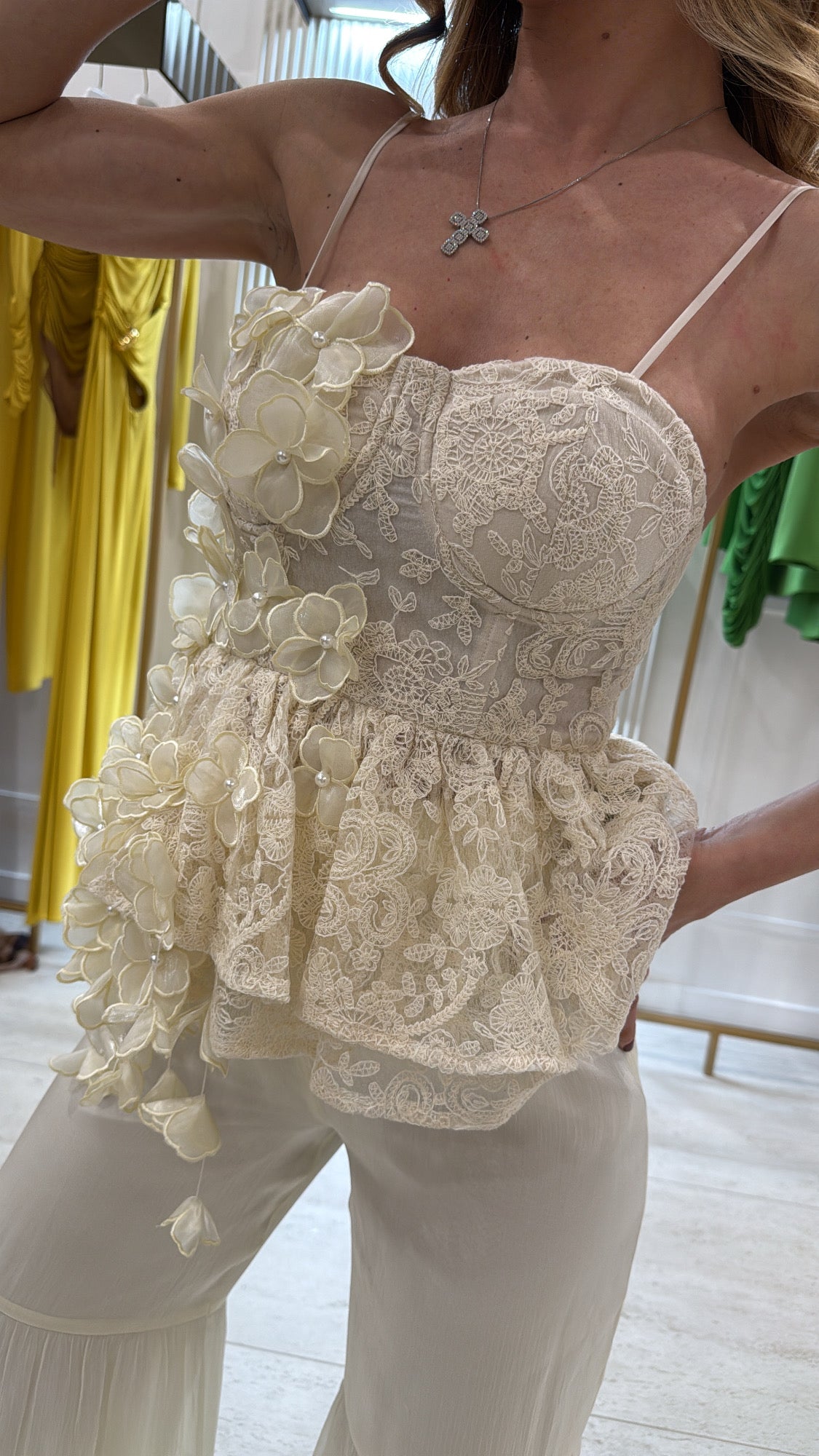 AMOSA TS01 top