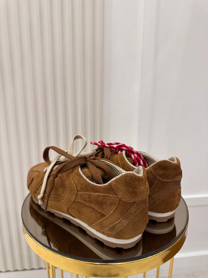 DIVINE FOLLIE MASSI sneakers